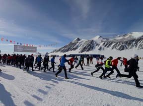 Antarctic Ice Marathon 2016